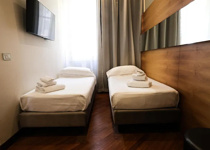 Hotel Embassy