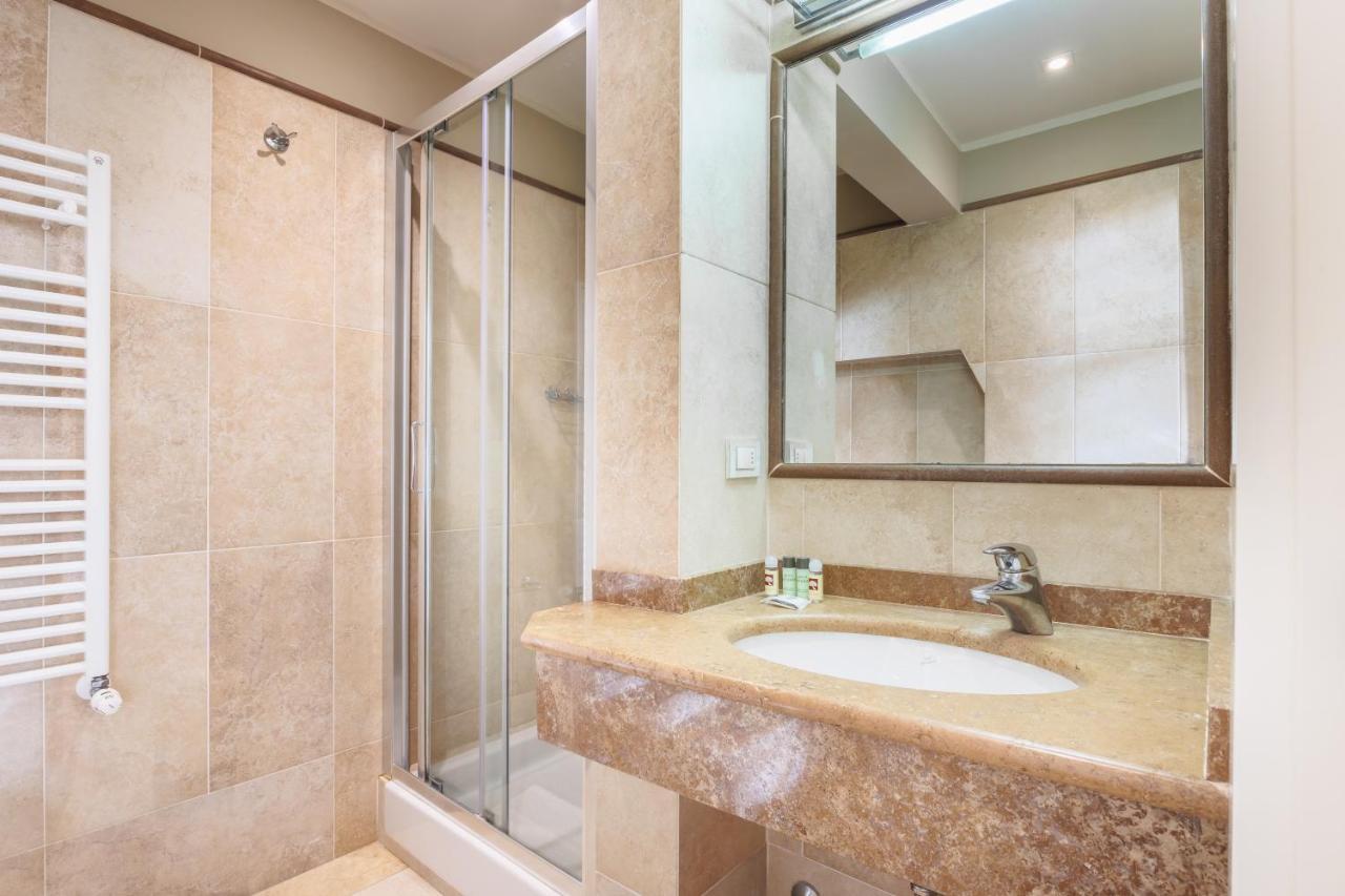Embassy Hotel Florencia