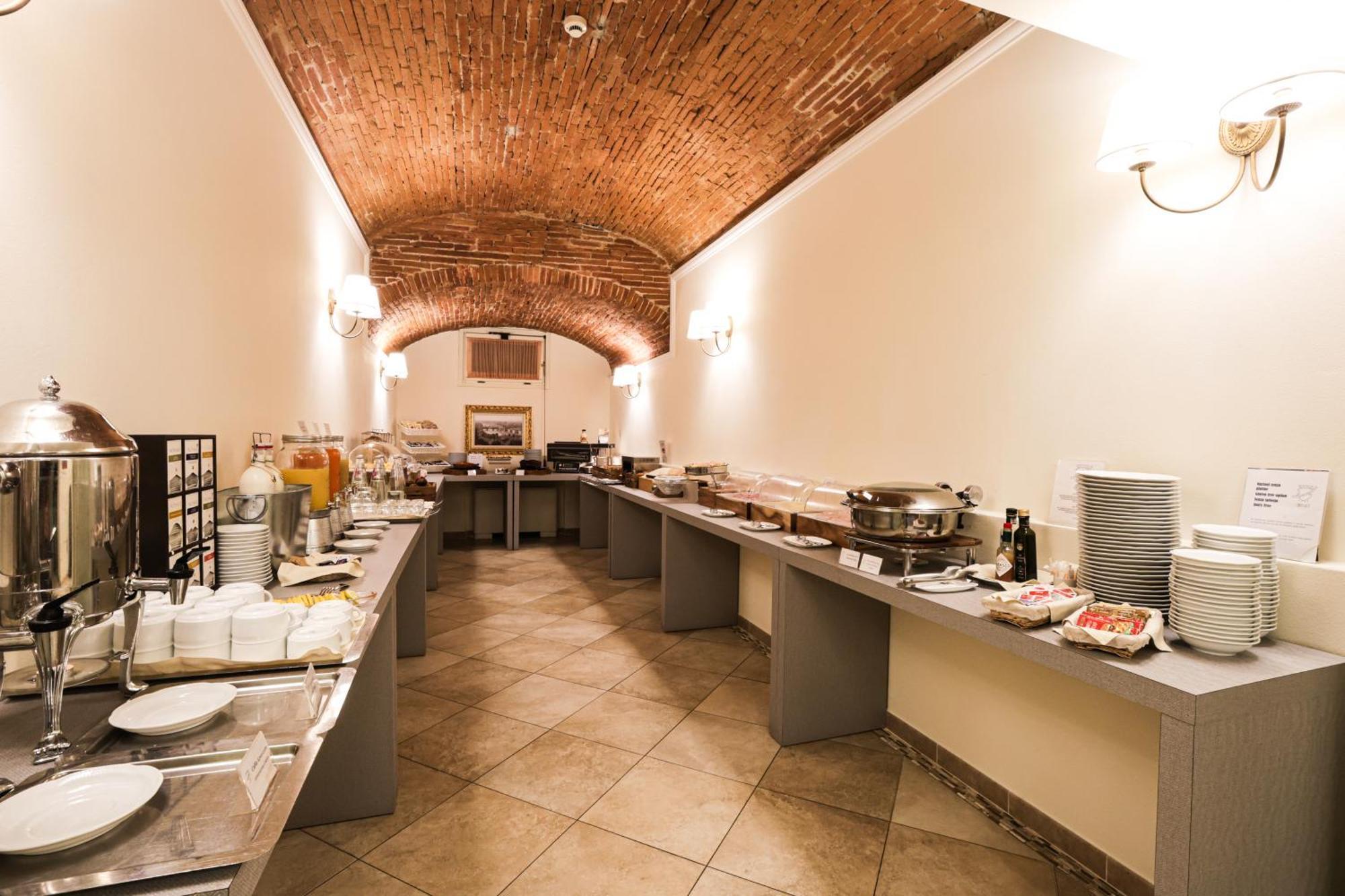 Embassy 4* Florenz